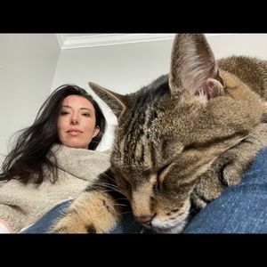 Meet your Posher, Danielle